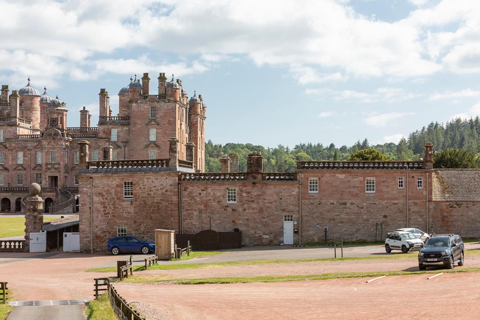 Stableyard Studio: Drumlanrig Castle Thornhill  Exteriör bild